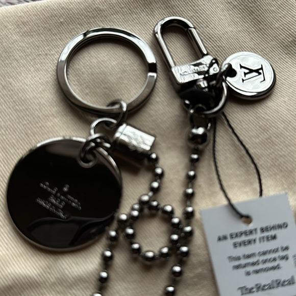 ❌SOLD❌.  Vuitton Authentic Monogram Eclipse Bag Charm & Keyholder - Picture 2 of 7